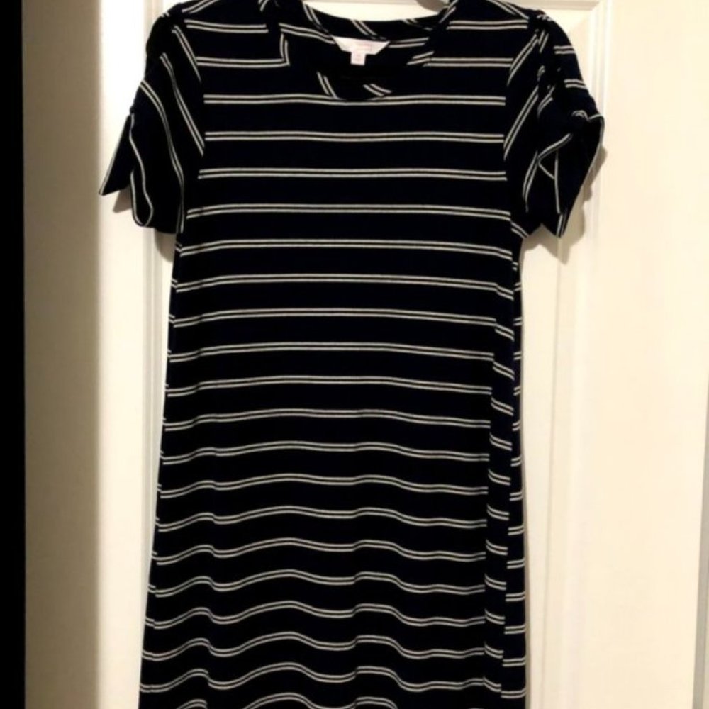 Super cute Sz M LC casual dress